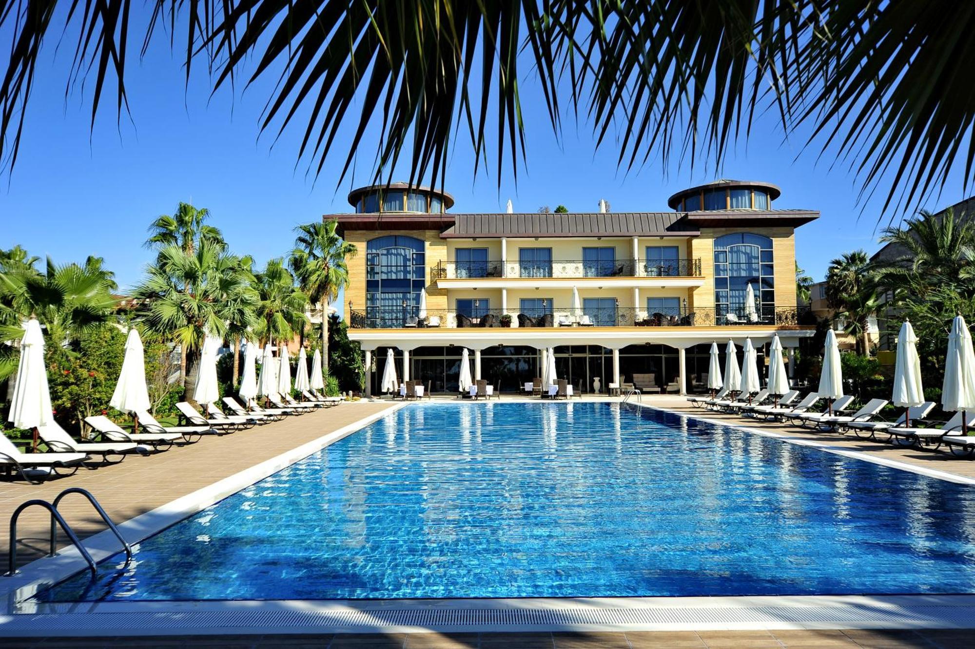 Villa Augusto Boutique Hotel & Spa Konaklı Екстериор снимка