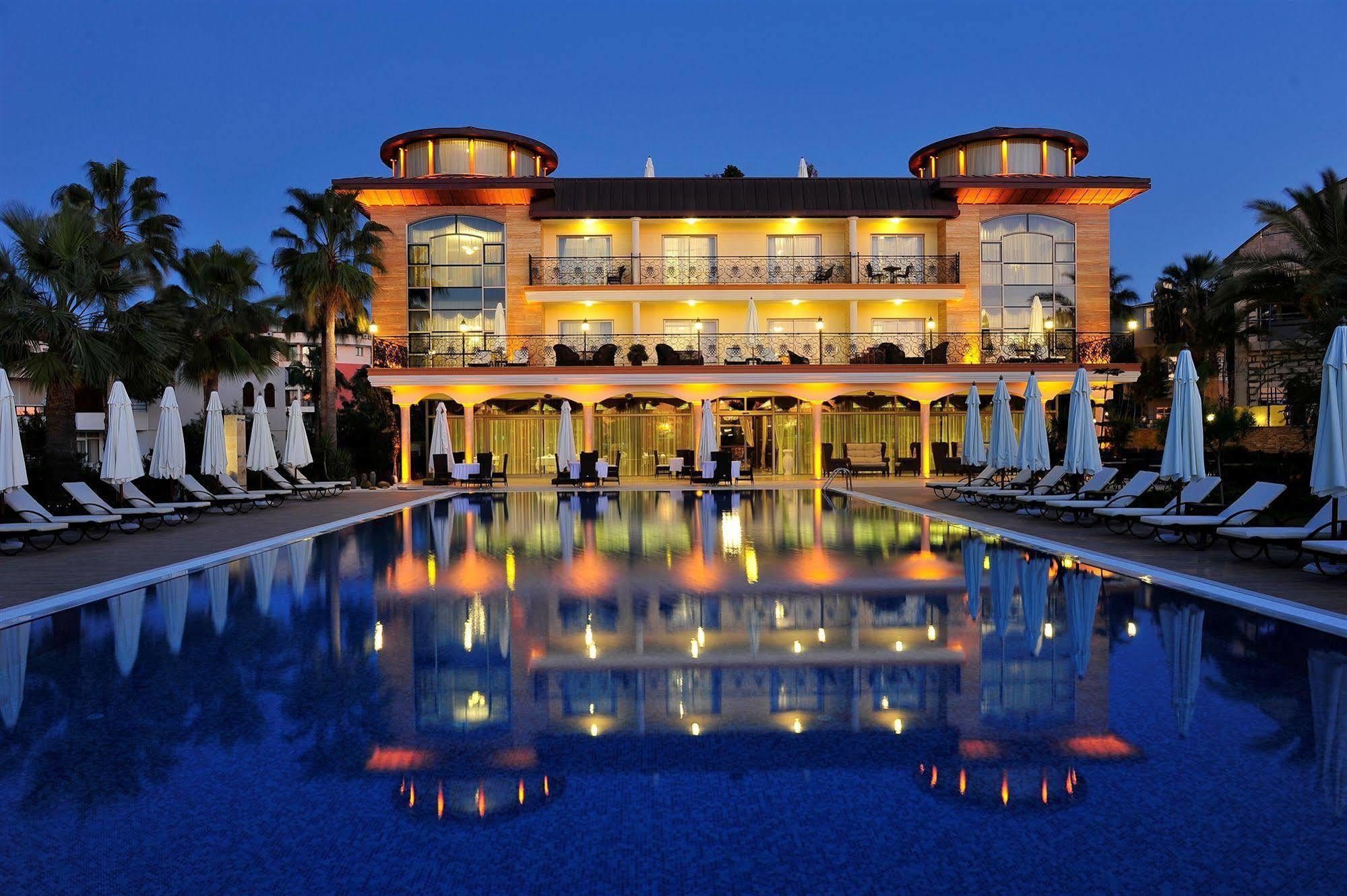 Villa Augusto Boutique Hotel & Spa Konaklı Екстериор снимка